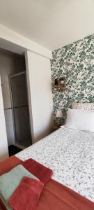 Maison dHestia, charme, piscine, proche du bord de mer et de Royan