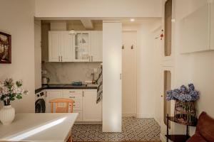 Sèvres-Lecourbe Charming Studio Paris15