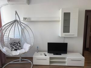 Camera de închiriat