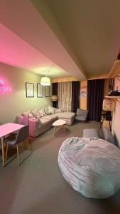 Kokhta Mitarbi Porsche apartment Rooms hotel