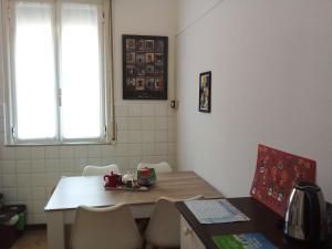 La casa di Ele&Giò, Lodi Viale Rimembranze