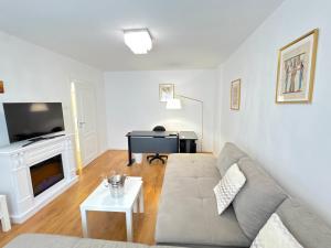 AVIATIEI -Mall Promenada-semineu -Self check-in and out