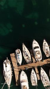 3 Sails - 2BR on Venetian Harbour with Balcony