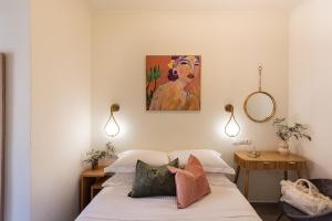 3 Sails - 2BR on Venetian Harbour with Balcony