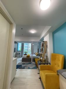 Azure staycation near Airport beside SM Bicutan