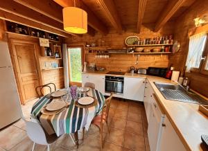 Maison en bois en 2ème ligne