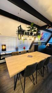 Villa Edice met zwembad en restaurant in Durbuy - honden toegelaten