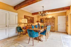 Magnifique demeure Moulin Saint-Laurent Deauville avec piscine & sauna 12 pers