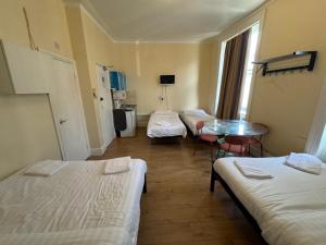 Collingham ApartHotel