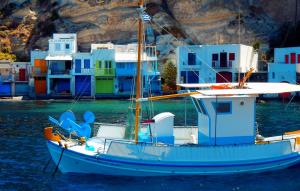 Tsakanos Traditional Sirma Milos Greece