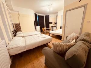 Collingham ApartHotel