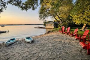 2-bedroom Balsam Lake Lower Boathouse #1A