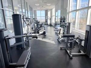 Gateway Grand 612