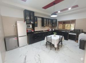 Nature au porte de Meknès piscine, pétanque