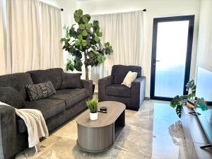 Downtown Prime Stay, 3-Min Walk to Ferry