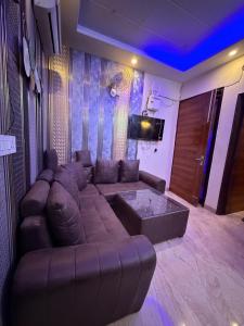 Vogue Lavish Stays Zirakpur 2bhk