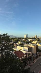 Acolhedor apartamento na Mata da Praia com lazer de Cube