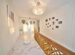 SG Tailored Service Home 5 Min Walk from Metro