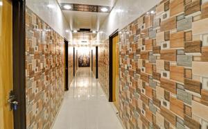 Collection O Qotel Peeragarhi