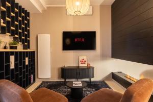 Host Inn Velvy Suite
