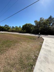 Amazing living space with outdoor dining
