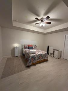 Amazing living space with outdoor dining