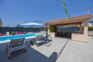 CASA di DIANA , Easy Living with Pool & Free Parking