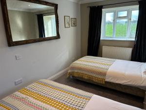 Country cottage sleeps 6