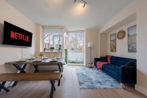 2 bedroom flat, Private Balcony, Family Friendly