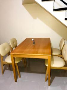 2BR Cozy Townhouse - AC in rooms only