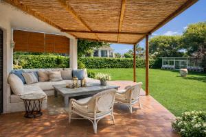 Villa Abu Lita 3 minutos andando playa Renovada Piscina y Jardin XXL Autentico lujo