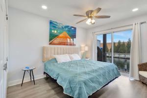 112B Newport Bay