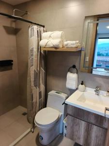 Apartment in Cuenca, City view and free parking