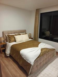 Apartment in Cuenca, City view and free parking