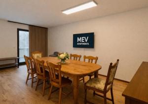 Nähe Frankfurt für Monteure-Gruppen bis 9 Personen