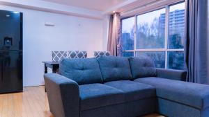 Whole One Bed Apartment with Riverside View