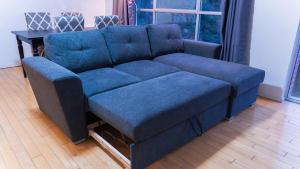 Whole One Bed Apartment with Riverside View