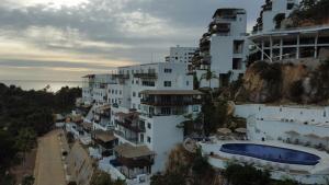 Penthouse with Beautiful View, Jacuzzi and Daily Cleaning