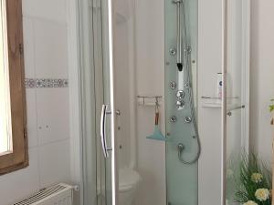 T3, 6 couchages 60m2 piscine, tennis vue sur lac