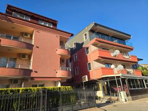 Villa & Apartments Antigona