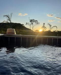 Recanto Garota Bonita Hospedagem com Piscina na Natureza