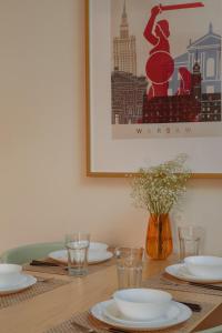 Designer 3-Bedroom by the Metro with Steam Sauna