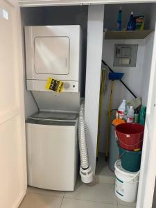 Lady Room work from home