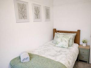 3BR Near York Centre, Free Parking & WiFi