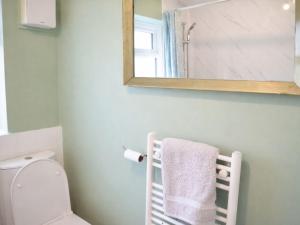 3BR Near York Centre, Free Parking & WiFi