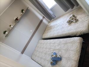 Sesimbra 3 Bedrooms with Shared Pool