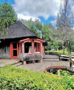 Refugio en Lago Tinquilco y Hot Tube