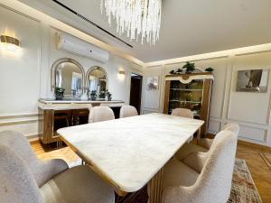 Stunning Nile View Retreat in Agouza Central Cairo