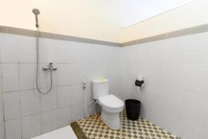 Deluxe double or twin, with pool view