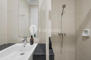 Cyan by Kozystay - Kuningan